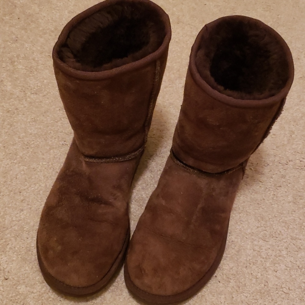 Pair of Classic Short Uggs